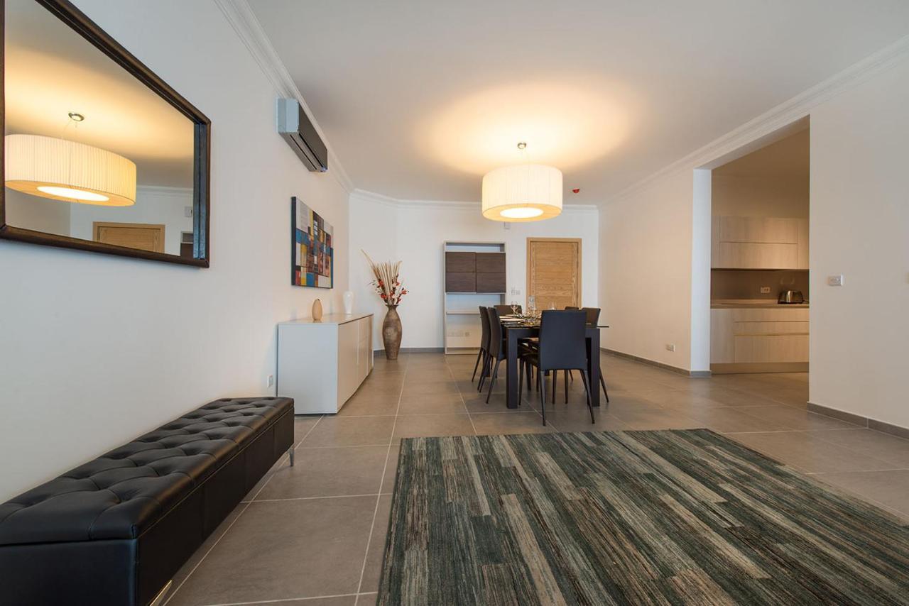 Seafront Apartment Sliema Esterno foto