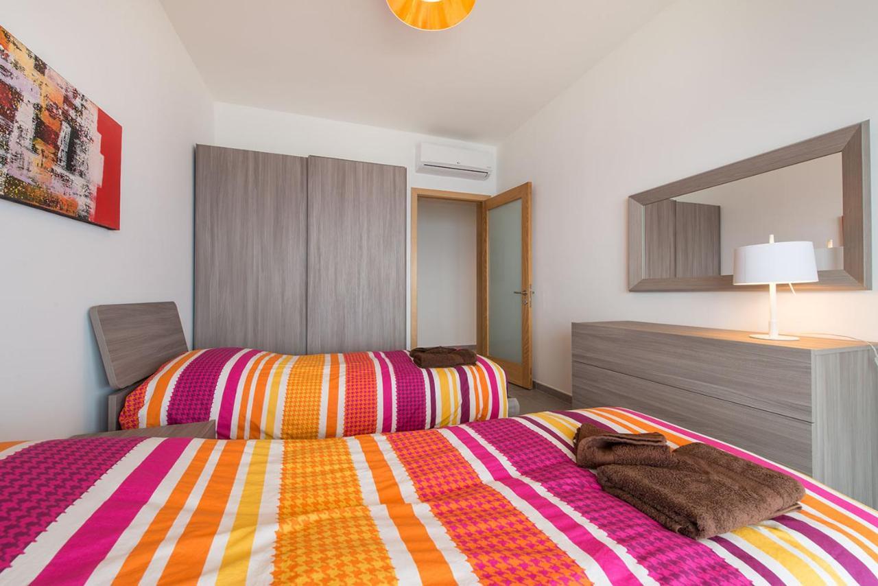 Seafront Apartment Sliema Esterno foto