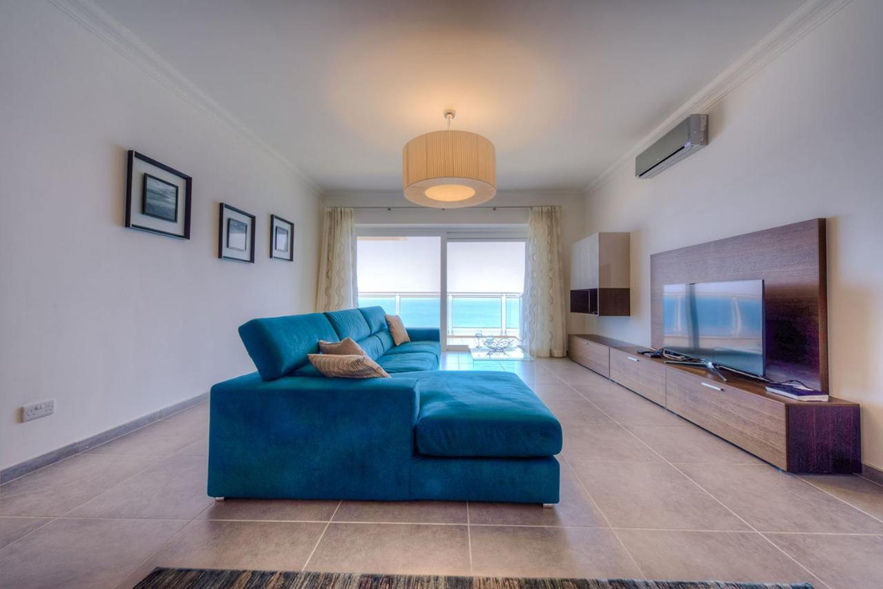 Seafront Apartment Sliema Esterno foto