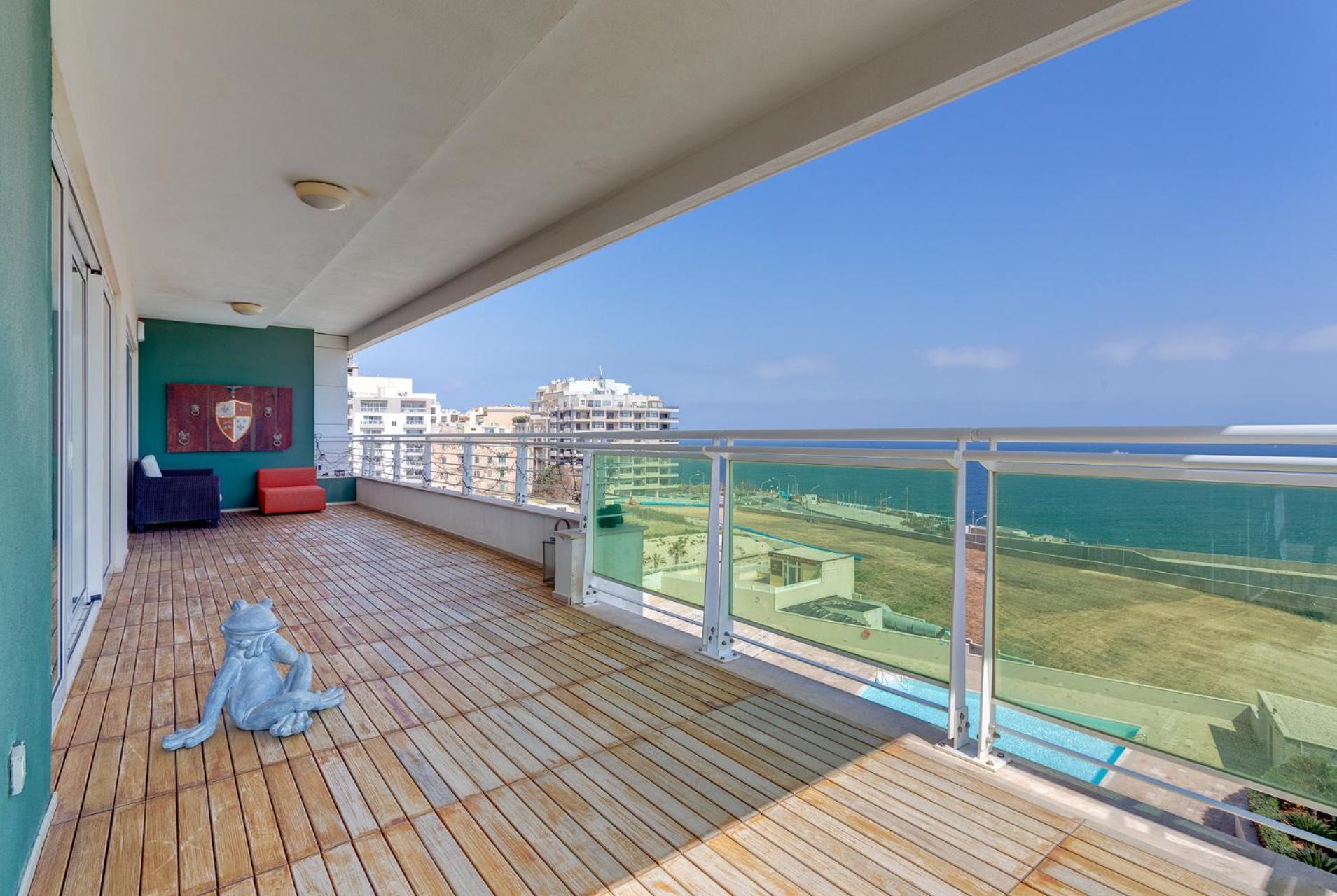 Seafront Apartment Sliema Esterno foto