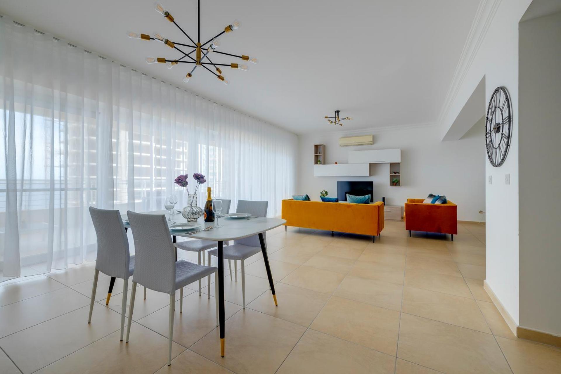 Seafront Apartment Sliema Esterno foto