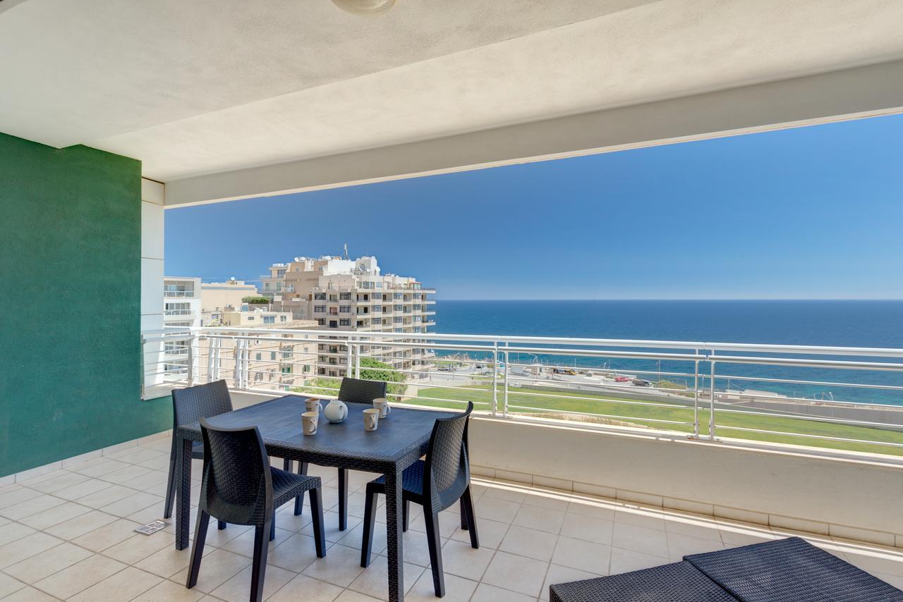 Seafront Apartment Sliema Esterno foto