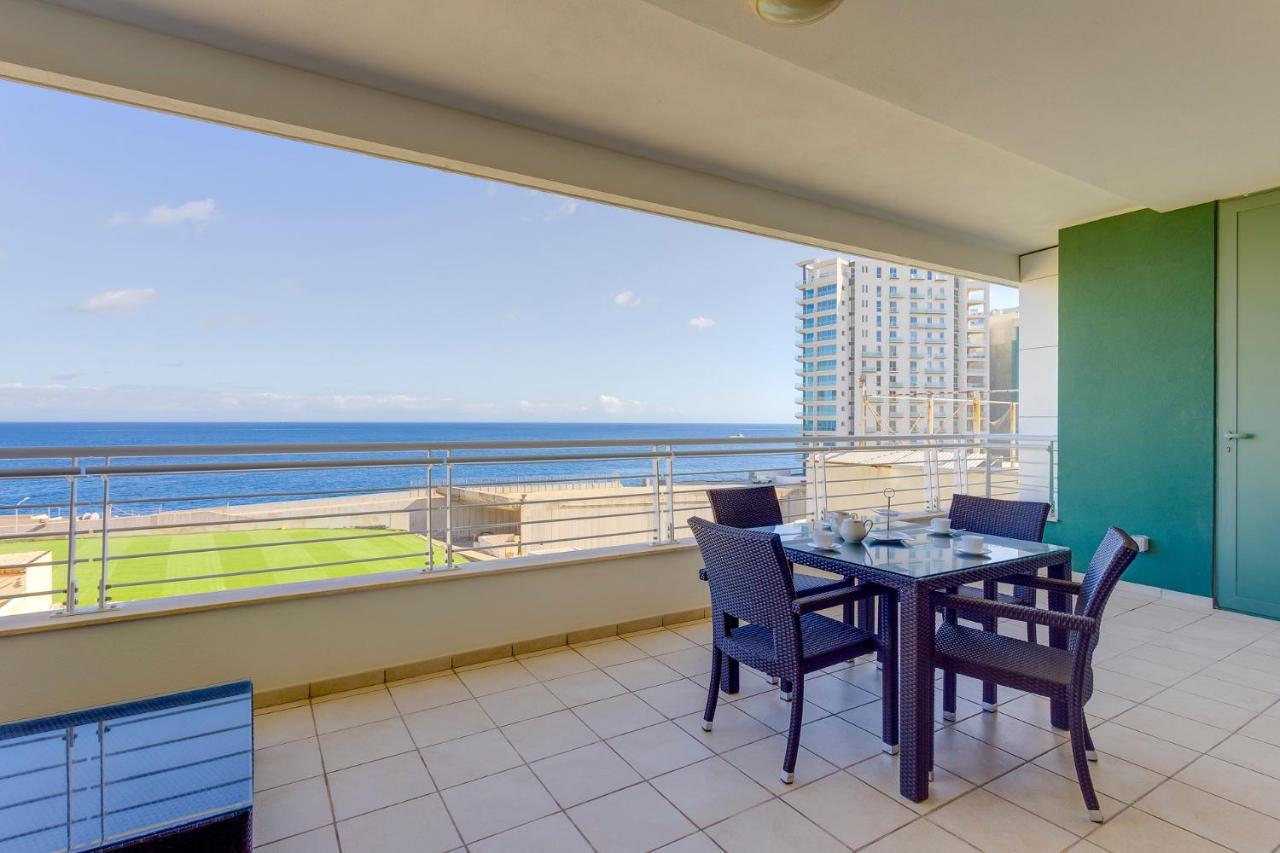 Seafront Apartment Sliema Esterno foto