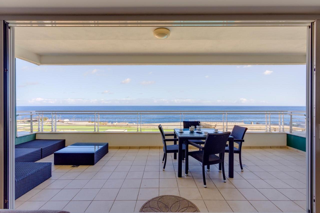 Seafront Apartment Sliema Esterno foto
